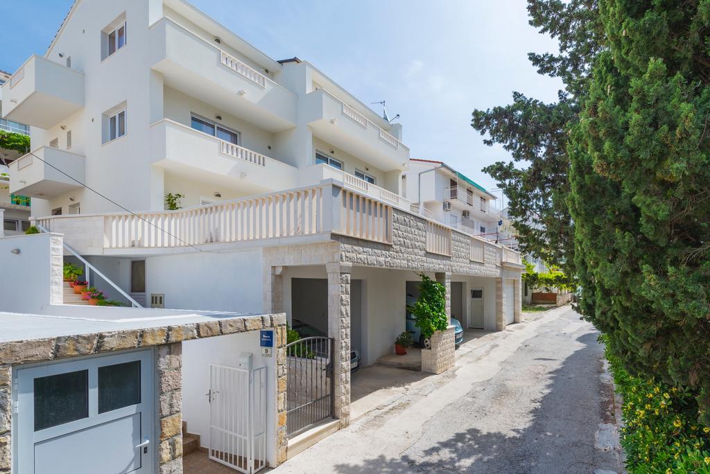 Apartments Nikolina Hvar Town Exteriör bild